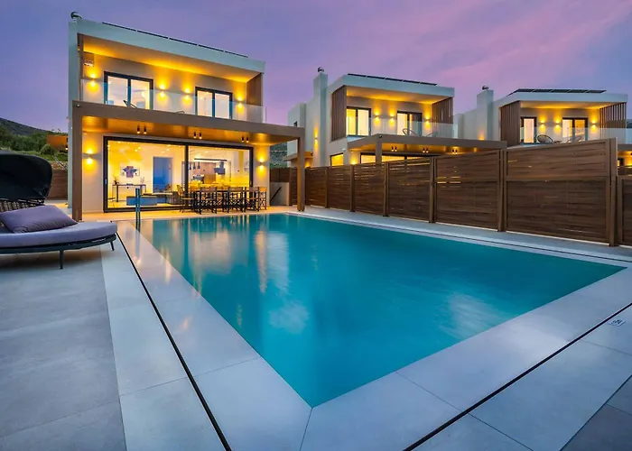 Kamelia 1 Βίλα Χερσόνησος