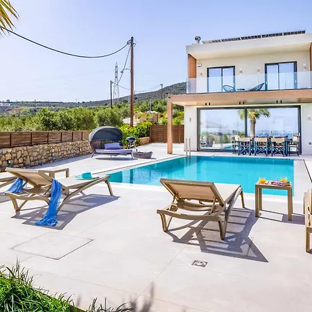 Villa Kamelia 1 *